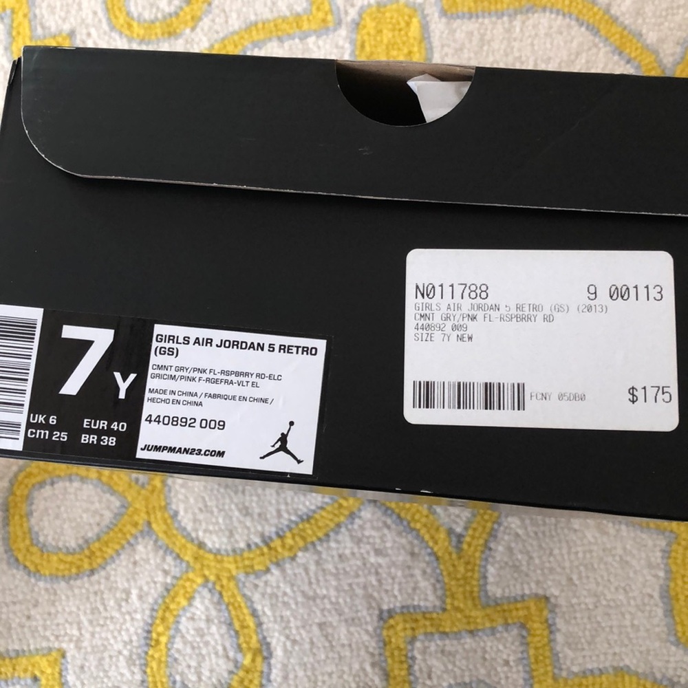 💜Girl’s Air Jordan 5 Retro💜 Sz 7Y - Picture 8 of 8
